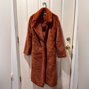 Pretty Little Thing Long Line Teddy coat Rust color Size Medium